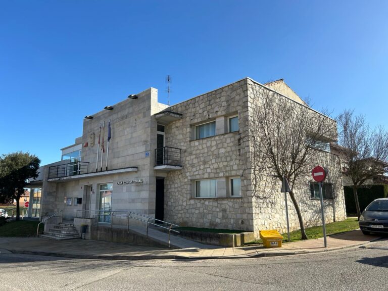 Reforma integral y mejora de la eficiencia energética en edificio del Ayuntamiento de Cardeñajimeno (Burgos).